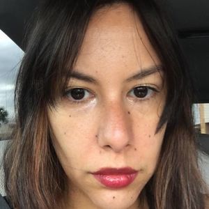 Meet your Posher, Anacelis